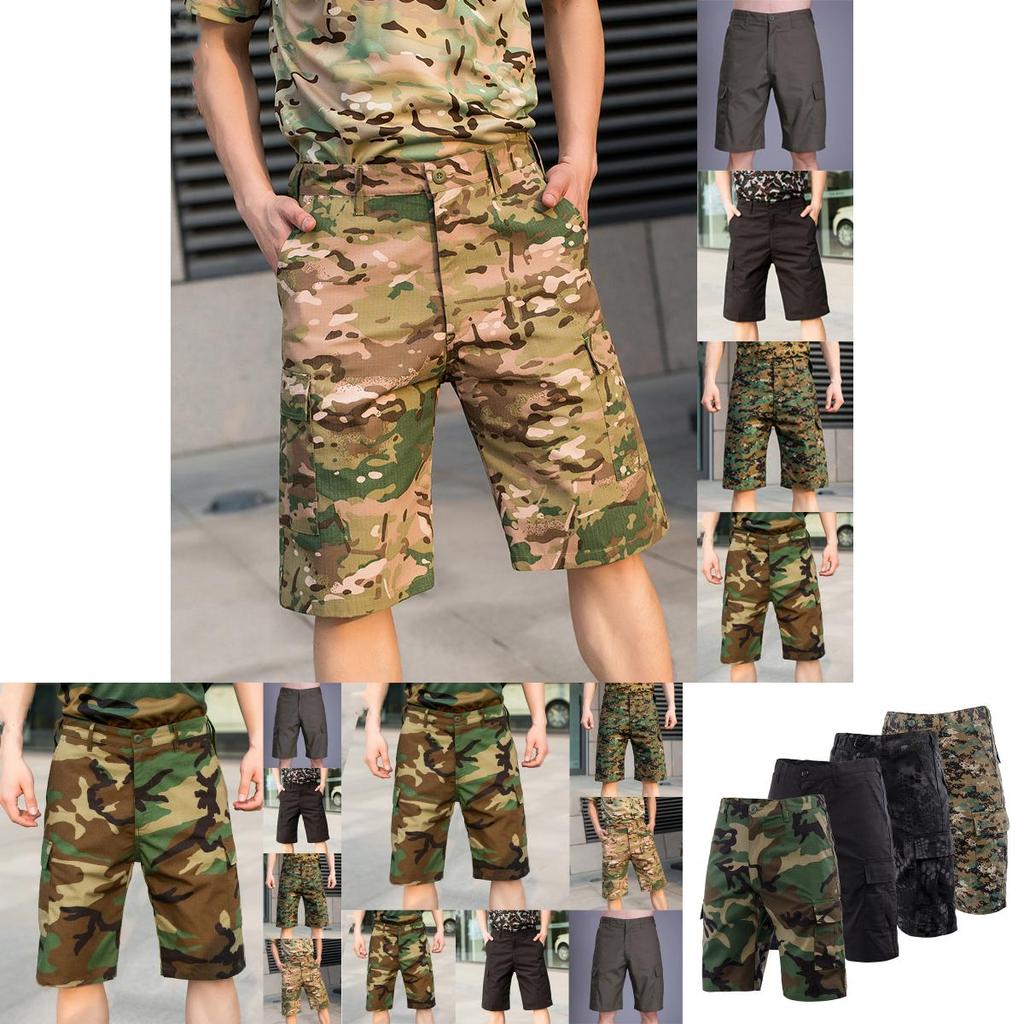 Stylish Men's Army Combat Camouflage Cargo Shorts Featuring Multiple Pockets