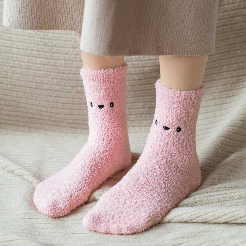 Ženy Tlusté Teplé Ponožky Zimní Anime Roztomilé Vtipné Ponožky Domů Bílý Prink Nadýchané ponožky Nový rok Vánoční dárek Neformální