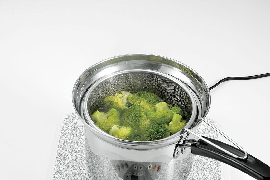 Hirosho Everyday Deep Saucepan 18cm FPZ-18 Multi-Purpose Pot, (with Colander)