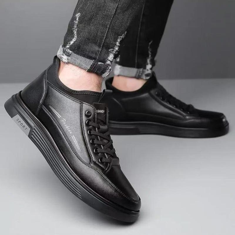 Men's Shoes Autumn and Winter New Men's Casual Shoes Versatile Trend Comfortable Warm Thick-soled Leather Sports Board Shoes