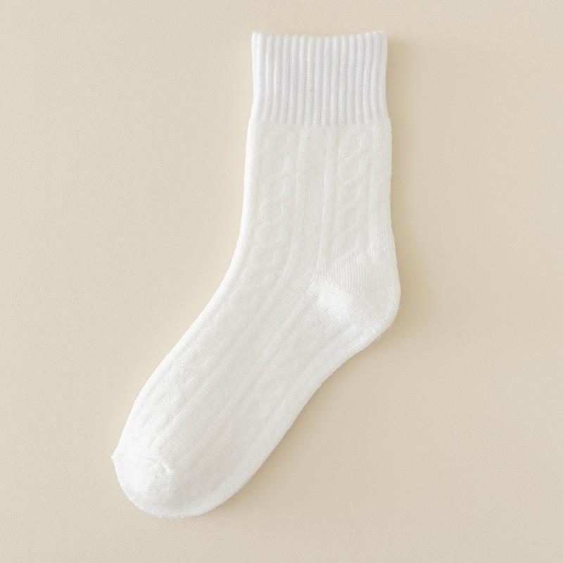 Yilu hair ring socks women's autumn and winter twist retro medium tube socks piled and thickened warm confinement stockings