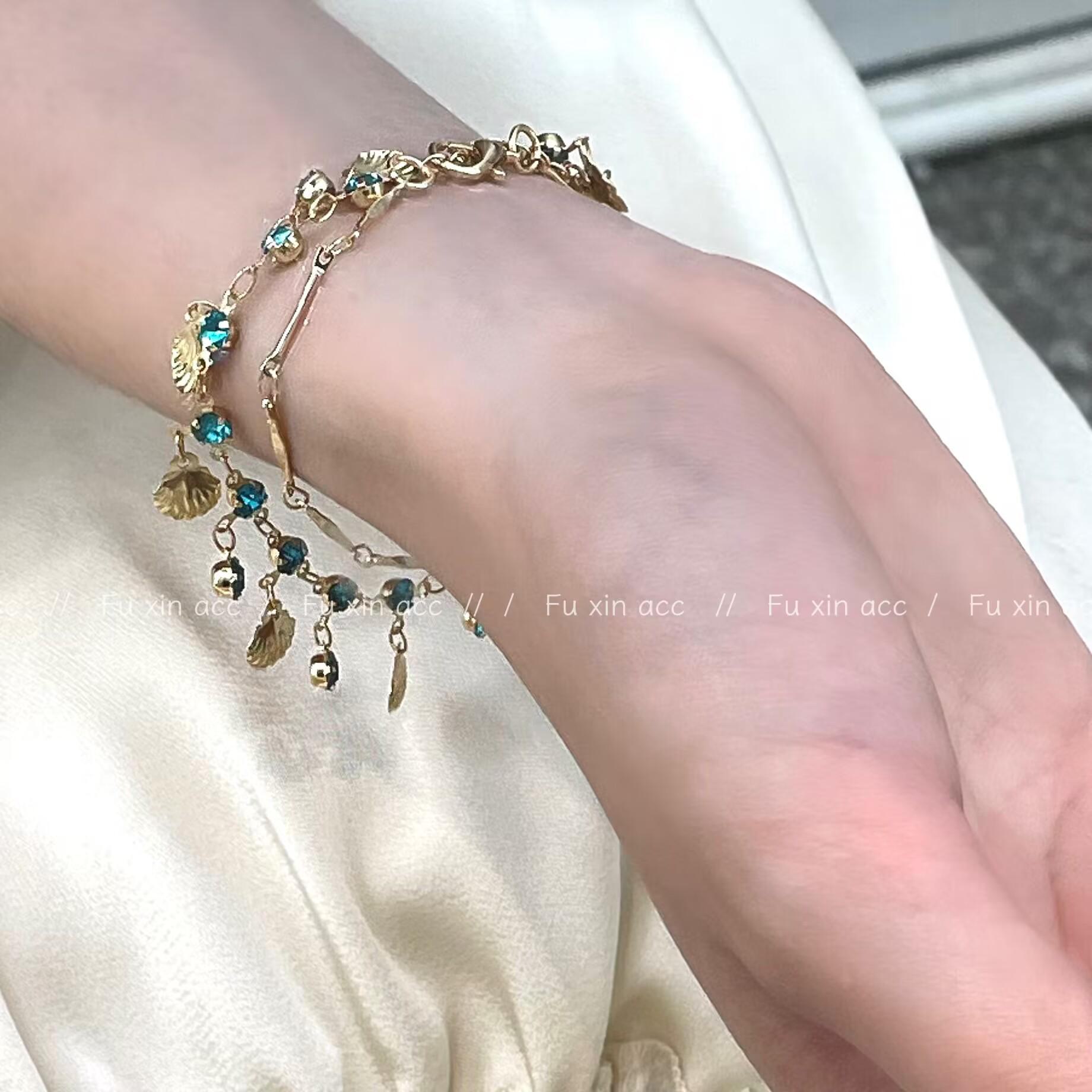 

Комплект из ожерелья и браслета с ракушками Blue Love: Элитные модные женские украшения с нишевым дизайном. 10452s