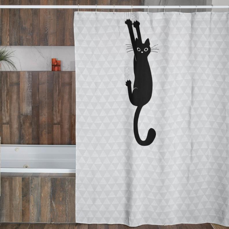 

Funny Black Cat Shower Curtain – Humorous Cat Hanging On With Claws, Polyester Novelty Bathroom Decor W60H190(CM)-1 Pcs