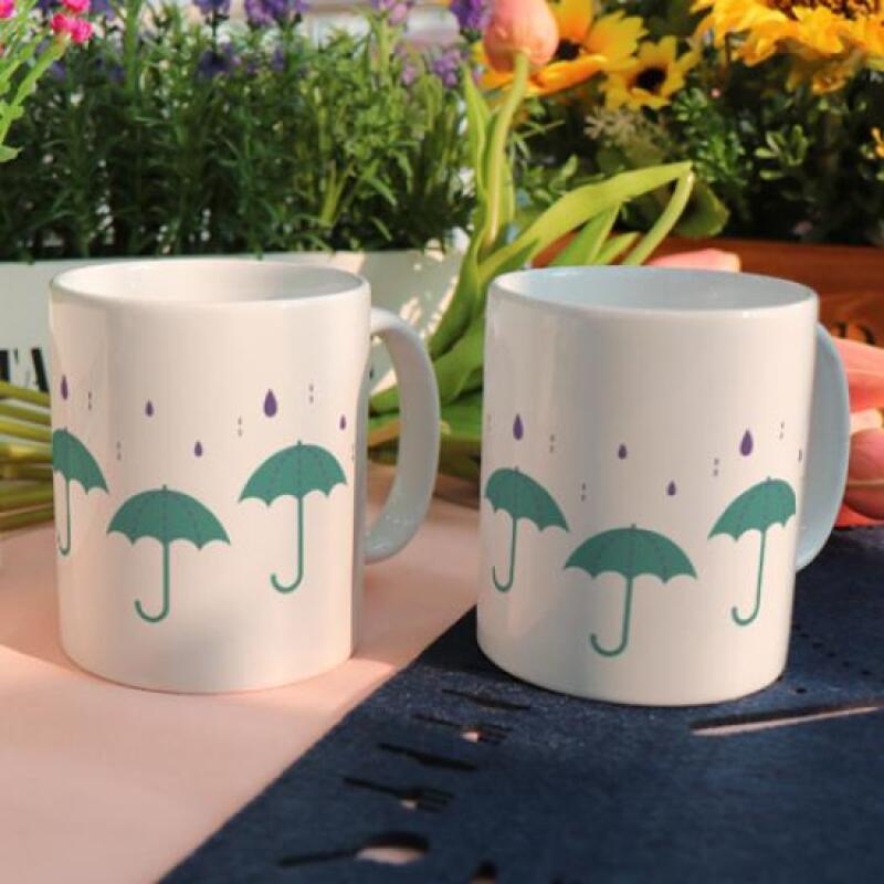 pr254-Design Mug 2p-Rainy Day Umbrella