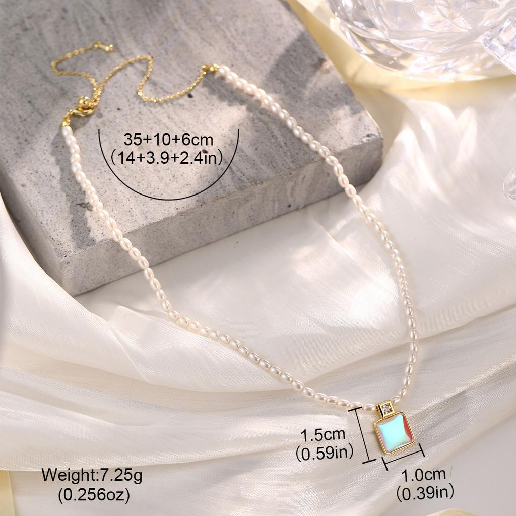 New natural freshwater pearl earrings, small daisy necklace for women, niche design, exquisite and sweet, versatile necklace for women