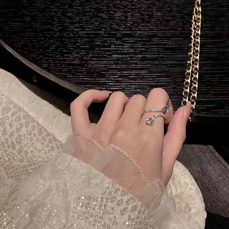 Niche Adjustable Zircon Ring for Women - High-End Cold Style, Internet Celebrity Inspired, Versatile & Elegant