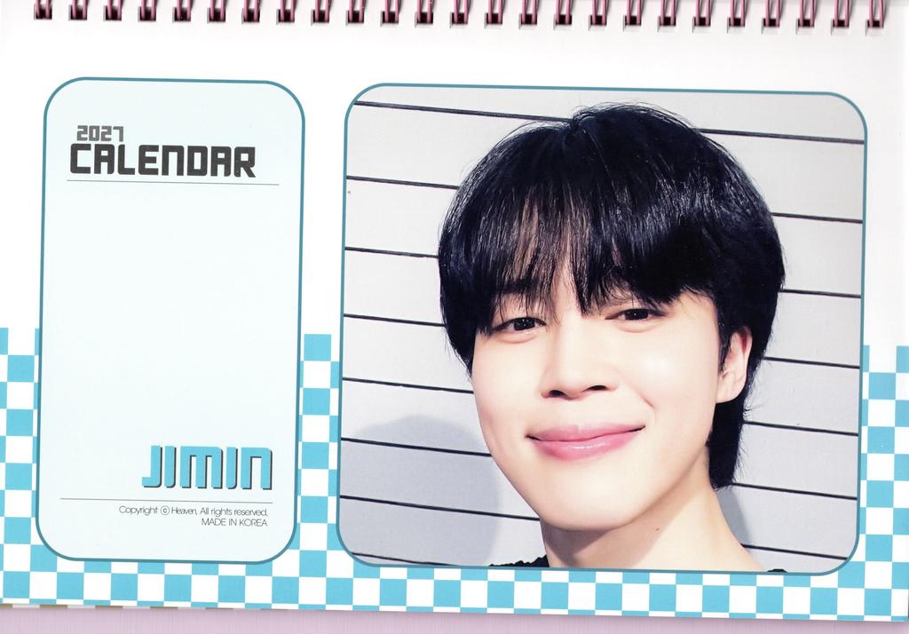 Jimin Sada samolepek na stolní kalendář (Fotokniha) 2026-2027 (2 roky) + K-POP