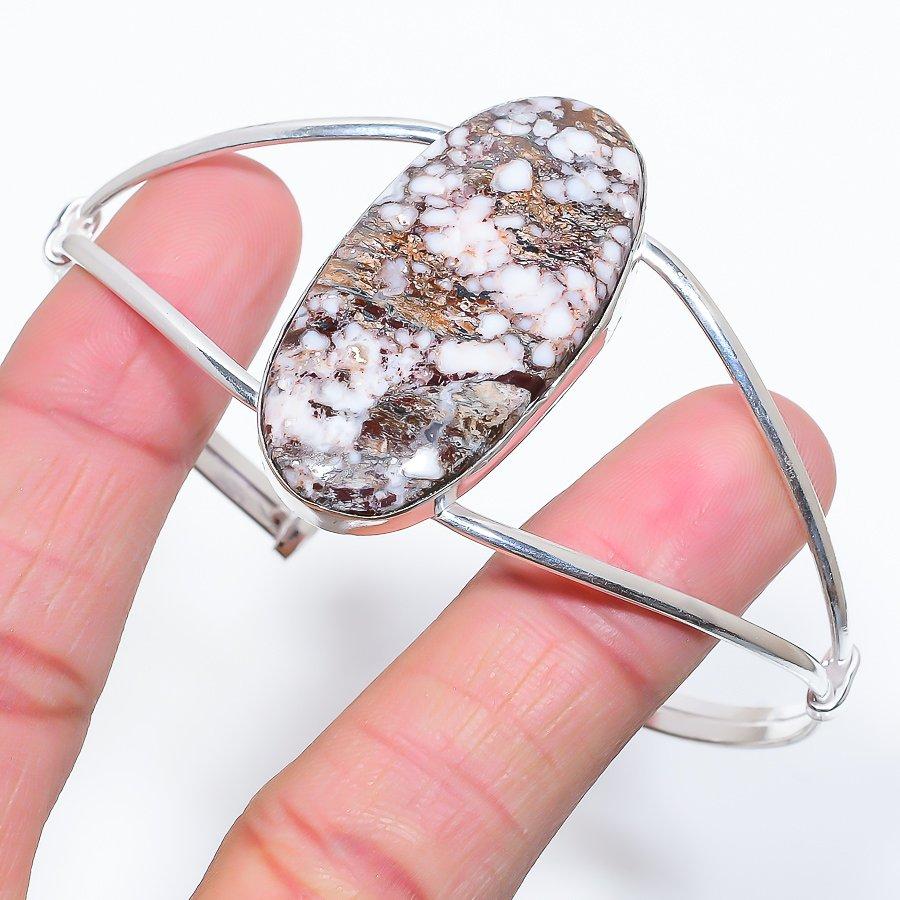 

Регулируемый браслет-манжета ручной работы с дикой лошадью и драгоценными камнями в этническом стиле SR-9193