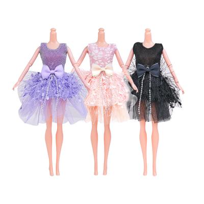 Bonecas e peluches – Acessórios e roupas para bonecas