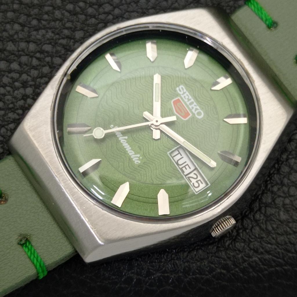JAPAN VINTAGE SEIKO 5 AUTOMATIC 6309A MENS GREEN COLOR DIAL WATCH a701471-5