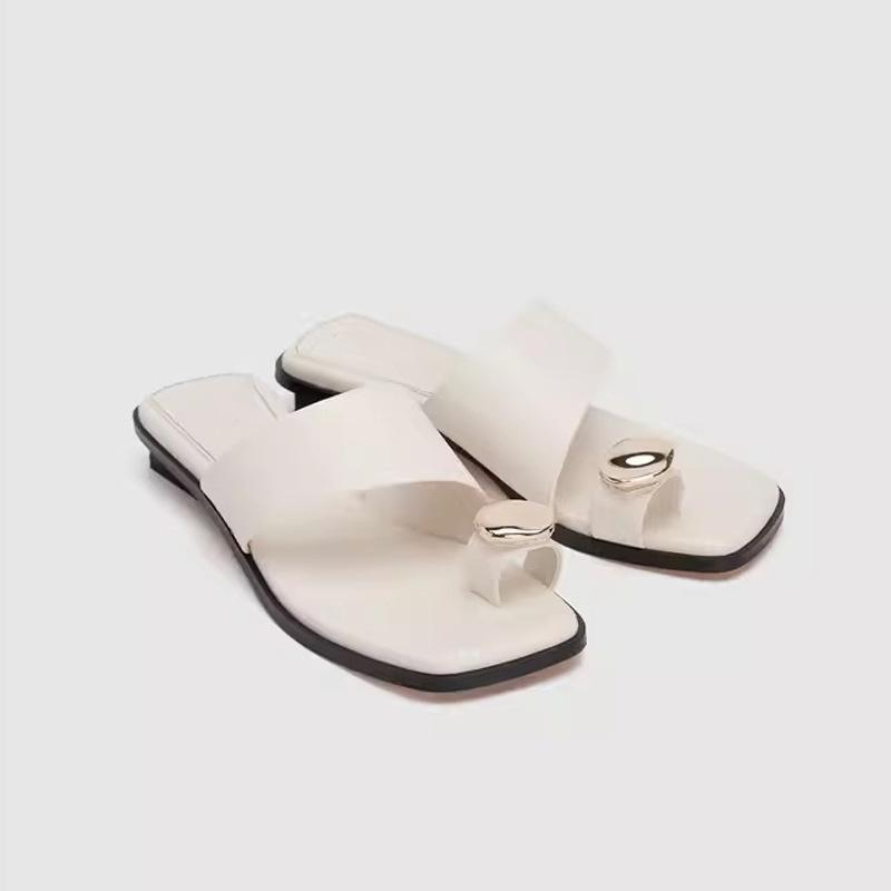 Fashion Women Slippers 2025 Summer Fashion Ladies Open Toed Sandals Flip Flops Solid Color Beach Slippers Slides Women Zapatos De Mujer