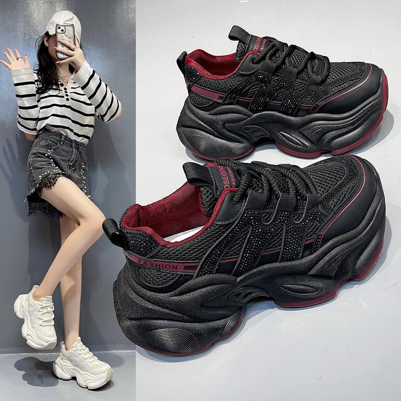 

Новые женские теннисные туфли Массивные кроссовки для женщин Весна Осень Толстая подошва Папины кроссовки Женские ПУ кожа Платформа Кроссовки 35 чёрный