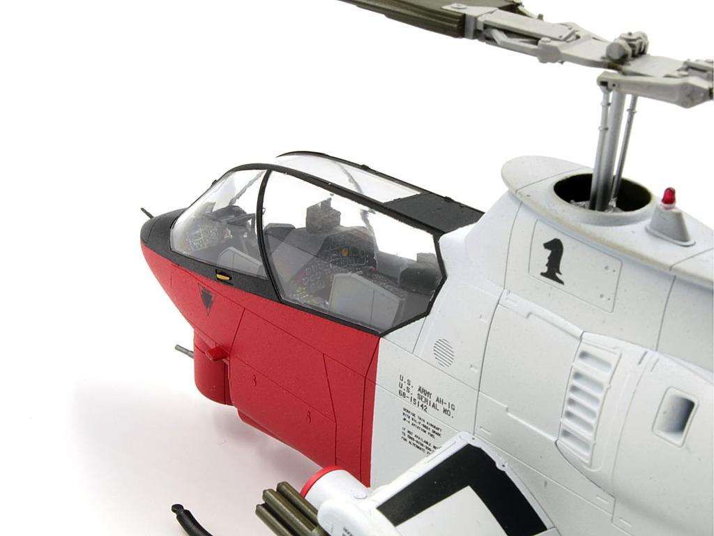 ICM Scale Army Arctic Cobra Plastic Model Kit 48299 1/48 U.S. AH-1G
