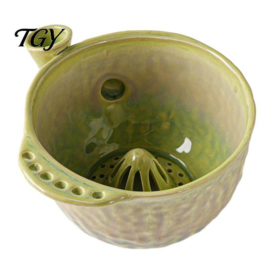 Fresh Food Drainer Ceramic Berry Washing Bowl with Drainage Hole, 360 Degree Self Fruit Serving Rinsing Rinse Bowl, Vegetable Cleaning Strainer