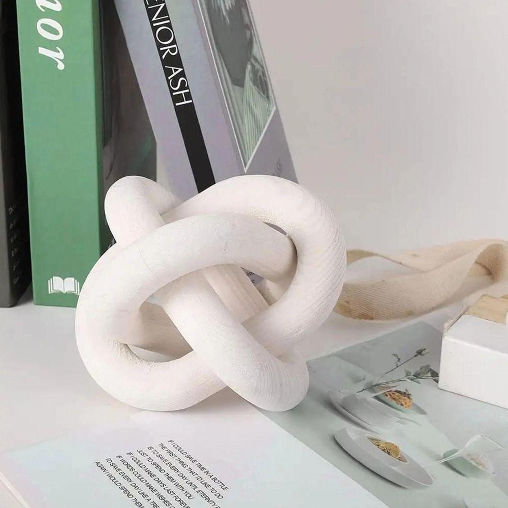 Handmade Decoration Farmhouse 3-Link Chain Wooden Buckle Table Ornament Wooden Chain Ball Wood Knot