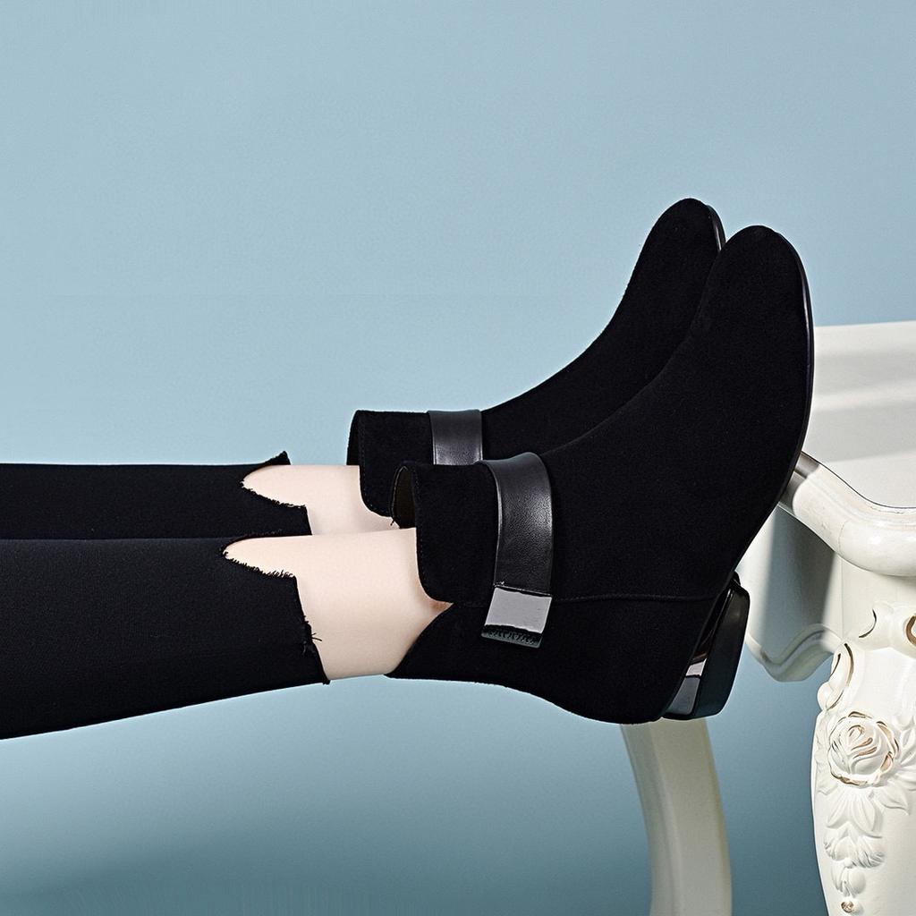 Rundkopf Kurzstiefel Damen Herbst und Winter neu niedrig Absatz eckige Schnalle schwarz Schafsleder Baumwollstiefel Damen Lederstiefel lässige flache Stiefel