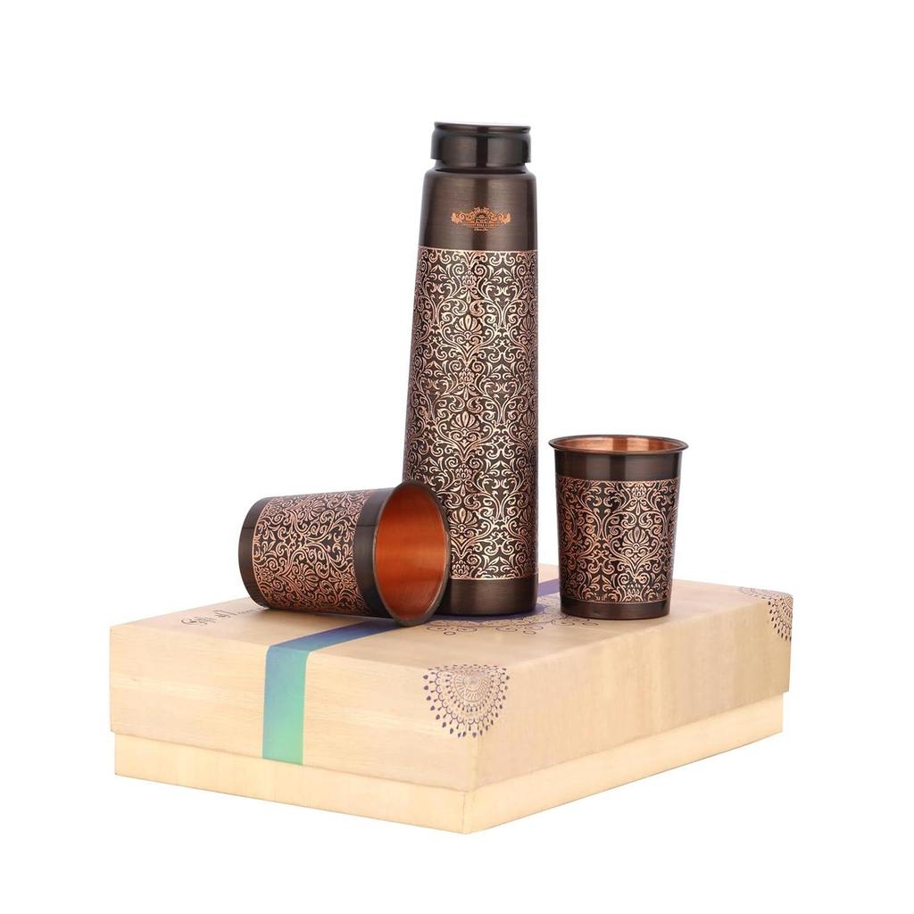 Láhev z čisté mědi se 2 sklenicemi Dárková sada (Starožitná svědivá věž)