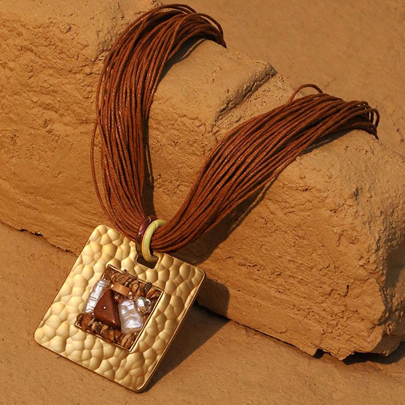 Statement Vintage Necklace with Square Pendant for Women Girl Trendy Wedding Party Jewelry