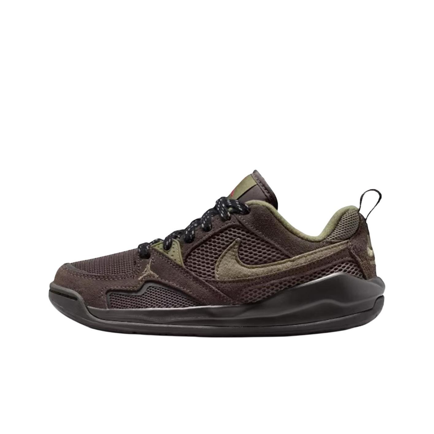 

Кроссовки Air Jordan CMFT Era GS Baroque Brown Детские Черный/Красный/Средний Оливковый HQ0506-200 35.5