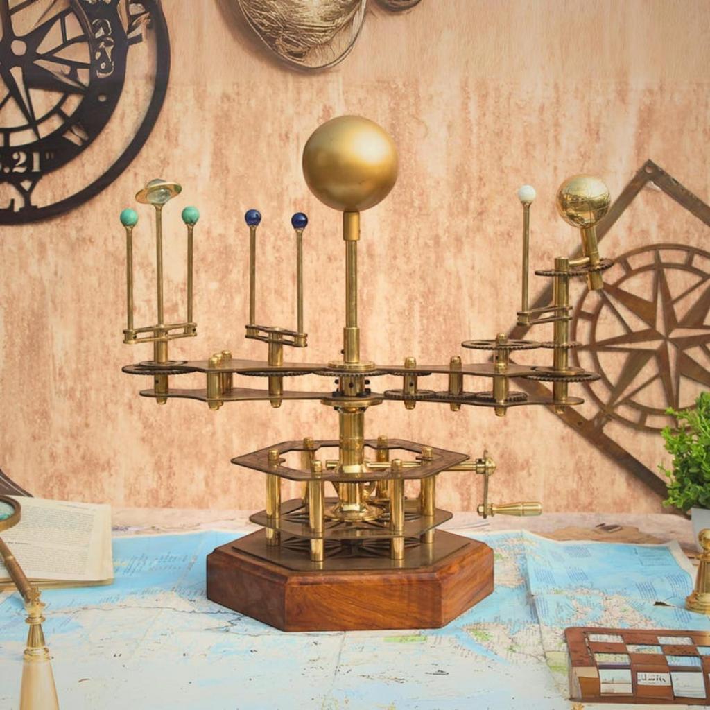 Vintage Orrery Ein perfektes Ausstellungsstück für zu Hause | Heimdeko | antikes Sonnensystem | Schreibtischzubehör