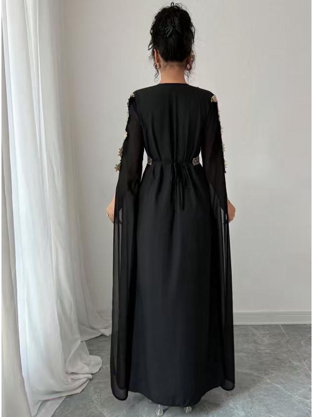 Elegant Retro V-Neck Gold Lace Embroidered Evening Gown