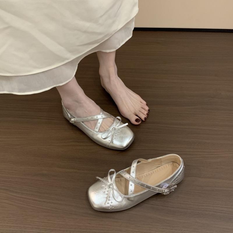 Fashion 2025 New Fashionable and elegant Soft Bottom Ballet Shoes French Butterfly Knot Low Cut Square Head Rivet Single Shoes