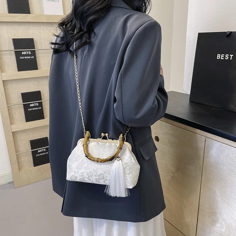 Original Antique Embroidery Bag Chinese Cheongsam Handbag Bag 2025 Spring High Value Messenger Bag Hanfu Chinese Style Bag