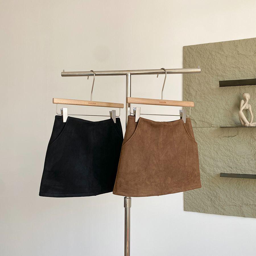 Coffee-colored Korean Style Suede Plush Bodycon Mini Skirt - Thickened, Low-Waist, Hip-Hugging, 280g, Perfect for Autumn/Winter.