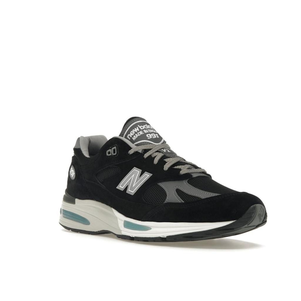 New Balance 991v2 Made in England Black Unisex Sneakers Grey U991BK2