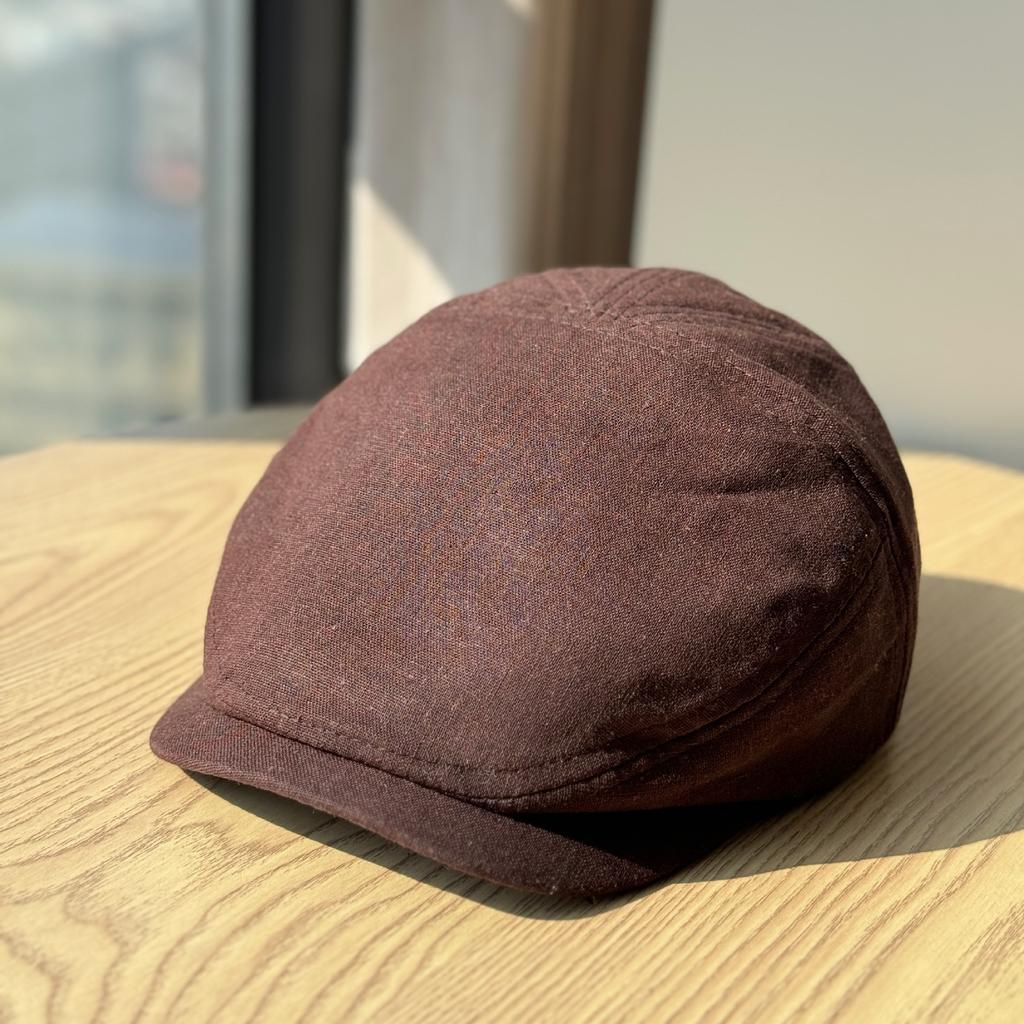 Neue einfache japanische Forward-Kappe für Damen, vielseitiges Vintage-Barett, das das Gesicht kleiner erscheinen lässt, nach hinten getragen, künstlerischer Hut für große