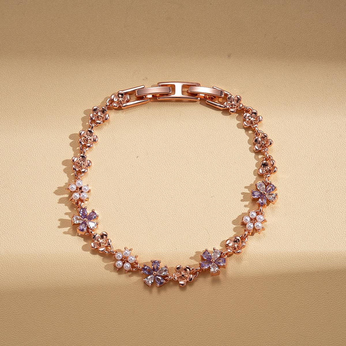 European and American light luxury zircon imitation pearl flower oval buckle bracelet retro exquisite jewelry