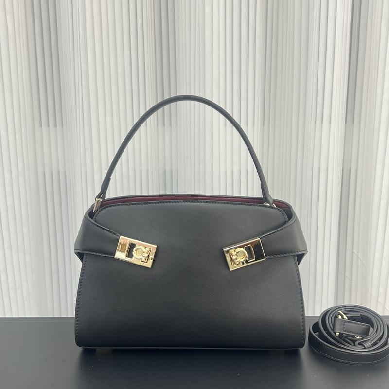New leather women's bags, baguette bags, European and American light luxury handbags, large-capacity shoulder messenger bags, cross-border