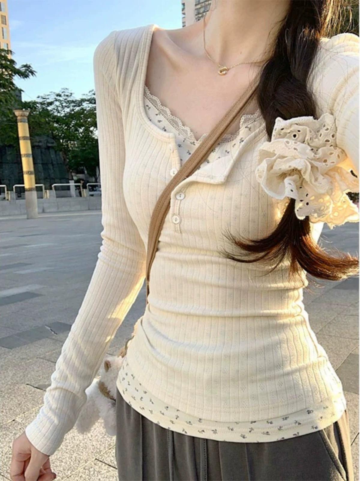 Reines Verlangen Spitzen-Faux-Zweiteiler Langarm Französisches Schmal geschnittenes Oberteil für Damen Medium