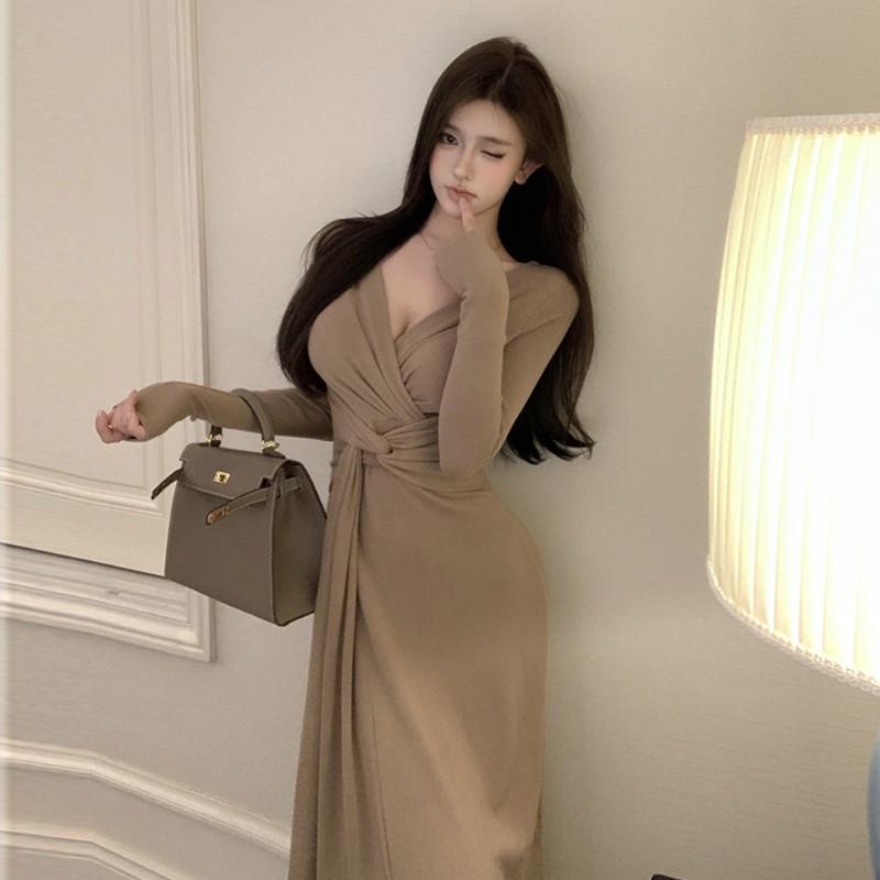 V-neck kinky temperament slim hip skirt straps long sleeves irregular waist gentle tie dress