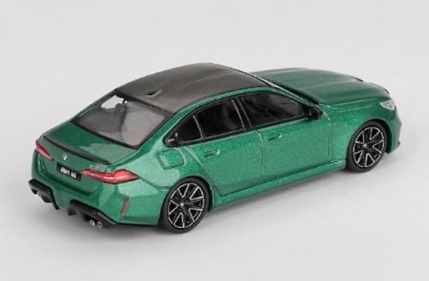 Sunrich MINI GT BMW M5 Isle of Man Green Metallic Finished Model 1/64 (G90) (Left-Hand Drive) MGT01086-L
