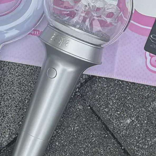 

Лайтстик Aespa в продаже