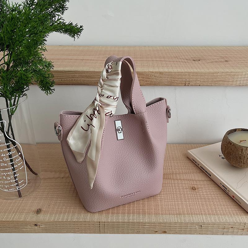 Korean-style Large-capacity Bucket Bag For Women, New Autumn And Winter Casual Versatile Shoulder