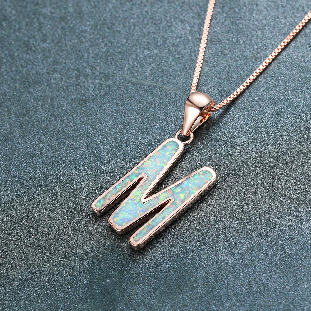 European and American Rose Gold Letter M Necklace Simple and Fashionable Mothers Day Gift Collarbone Chain