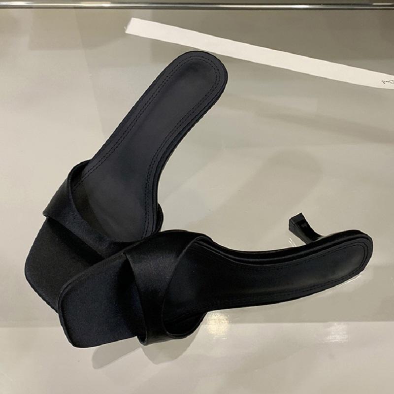 

Летняя мода Открытый носок Шелковые женские тапочки Слипоны Элегантные Тонкий Низкий каблук Платье Женские шлепанцы Обувь Zapatillas De Mujer 37 чёрный