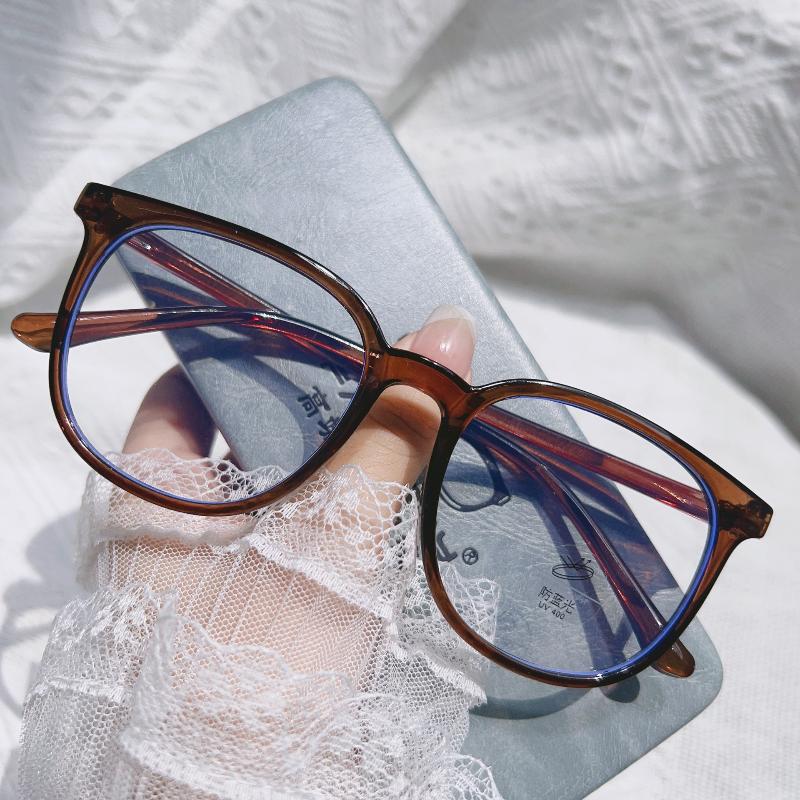 Retro Square Glasses Ultra-light Glasses Anti-blue Light Flat Glasses Female Fashion Exquisite Casual Glasses
