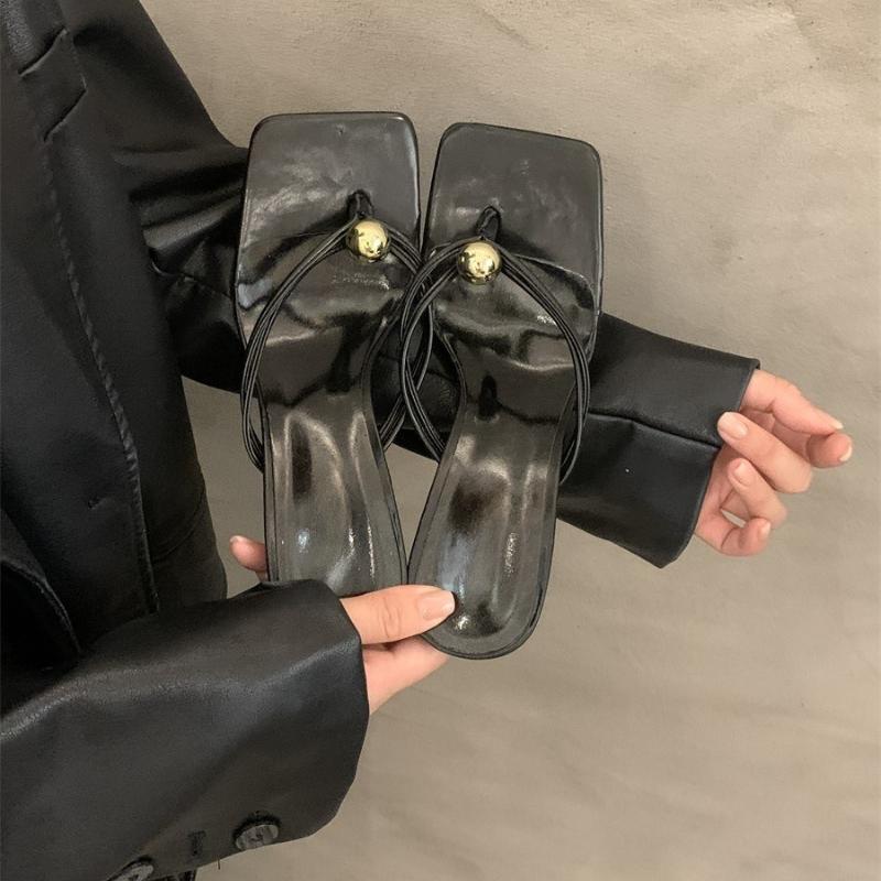 

Summer Women High-heel Slippers 2026 Elegant Outdoor Square Toe High Heels Fashion Thin Heel Outdoor Ladies Flip Flops Slippers 35 чорний