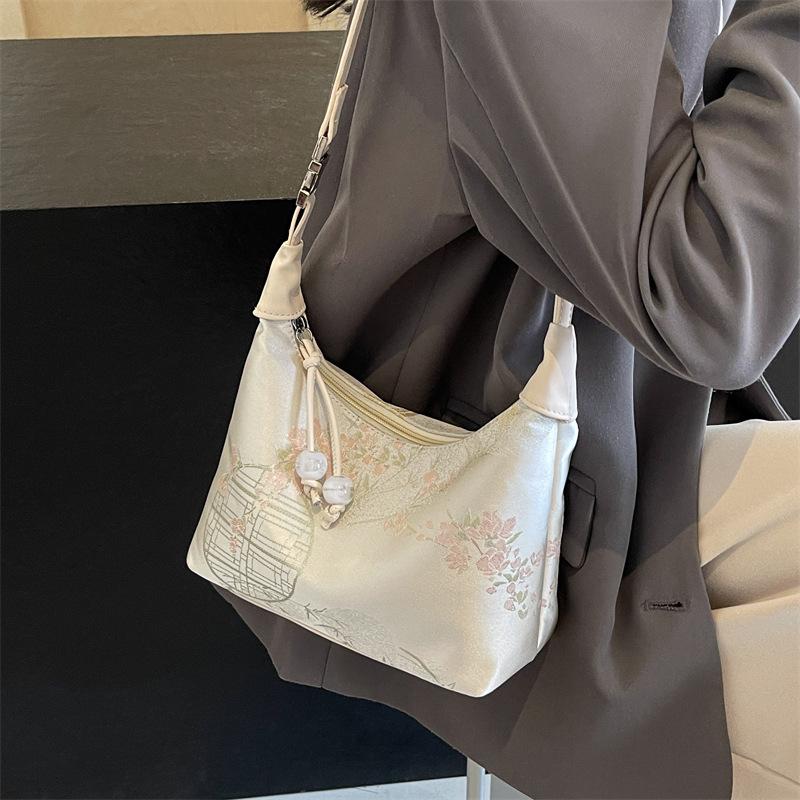 2025 Women's High-End Chinese Style Embroidered Crossbody Dumpling Bag