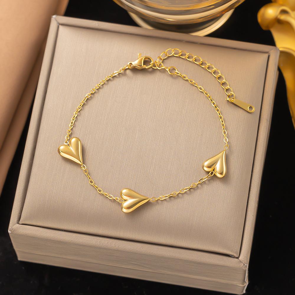 French Titanium Steel Heart Choker Necklace And Bracelet Set Sweet Peach Heart Tassel Design Women Jewelry