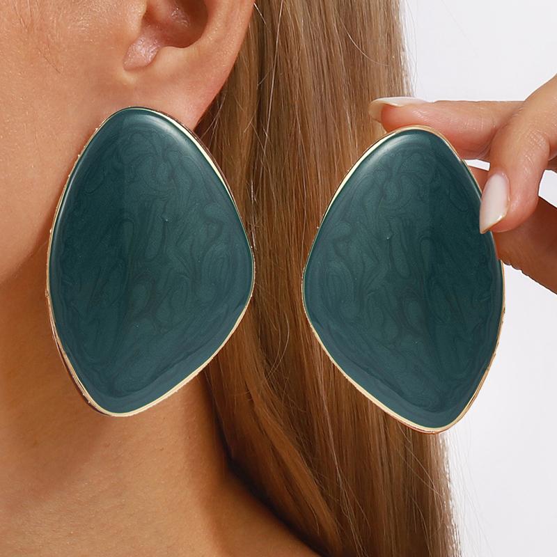 

Vintage Brown Red Drip Oil Oval Irregular Stud Earrings for Women Exaggerated Metal Large Disc Earrings Fashion Charms Zircon темно-зеленого