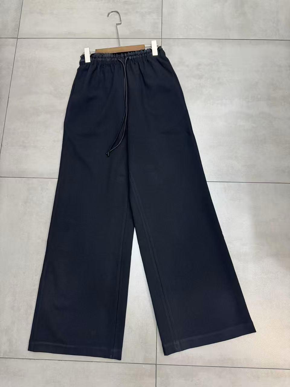 

Женские повседневные брюки цвета хаки с широкими штанинами, осень 2025 10 чёрный