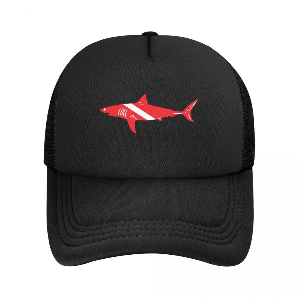 Bull Shark On A Dive Flag Stretchy Trucker Hat Mesh Baseball Cap Adjustable Snapback Closure Hats for Unisex Women Comfortable