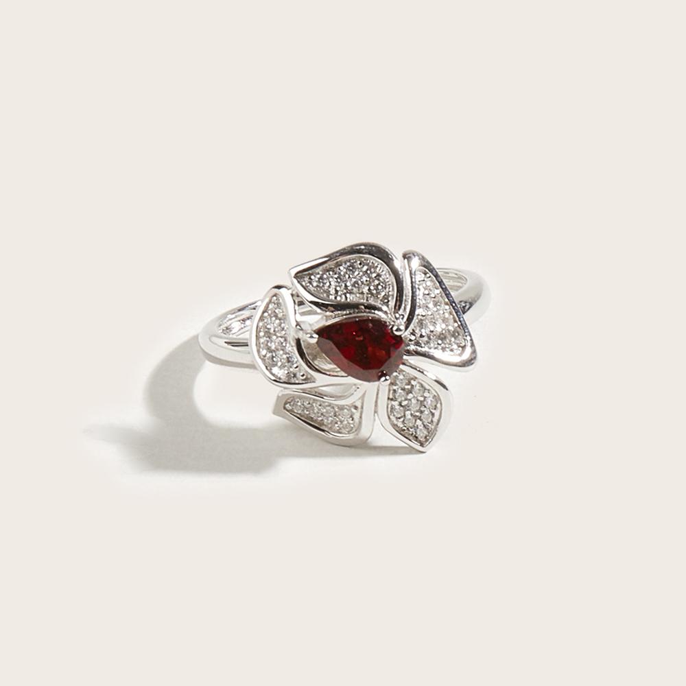 Wunderschönes Blumendesign Natürlicher Granat gepaart mit weißem Zirkon Damen Ring Ohrringe Schmuckset 925 Silber Jubiläumsgeschenk