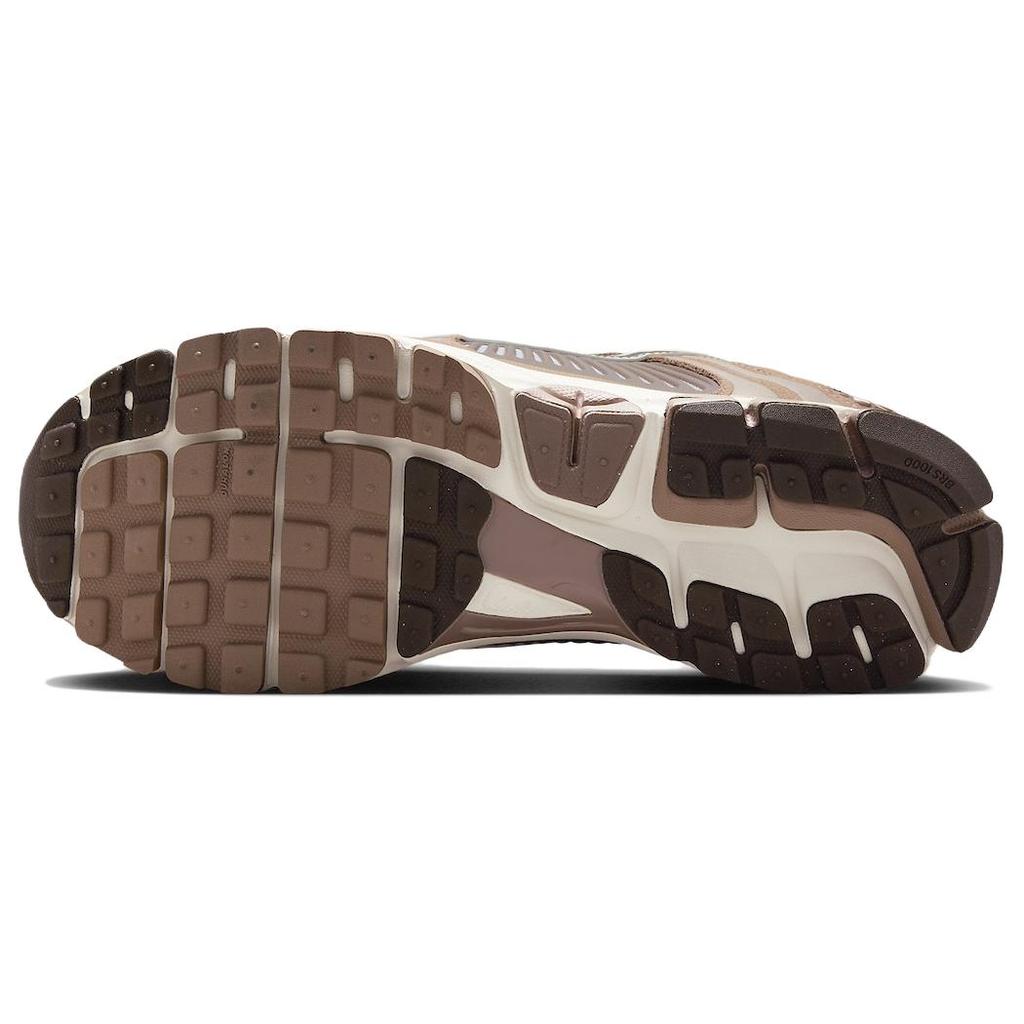 Ny Nike Zoom Vomero 5 Dusted Clay HF1553-200
