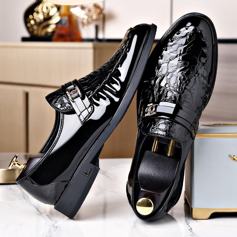 Loafers men's formal British style men's shoes new bright leather glossy foot cover trendy men's business casual leather shoes