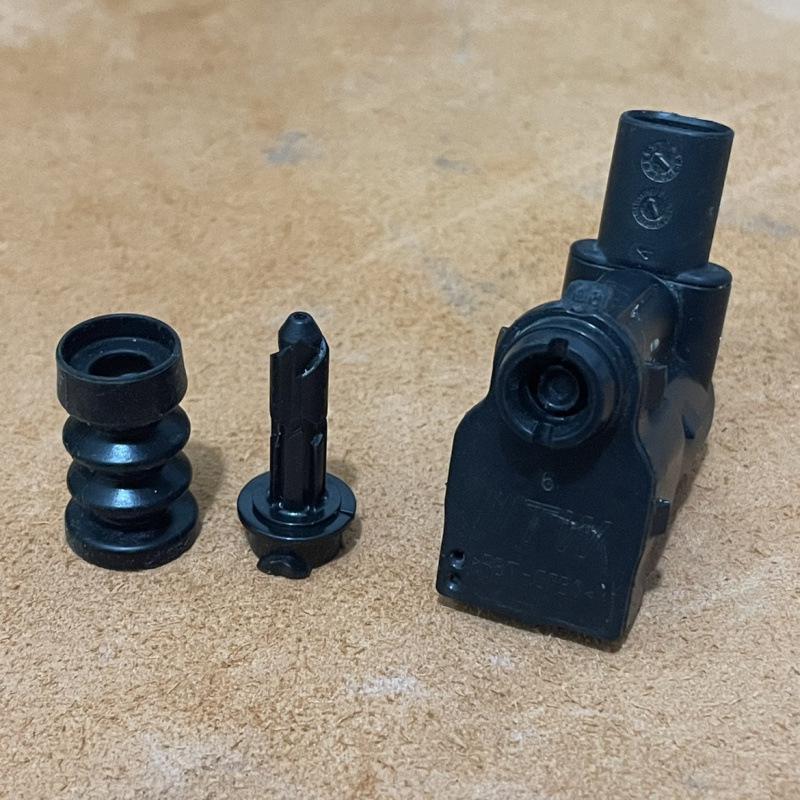 Qin EV Front Grille Charging Port Cover Lock Pin